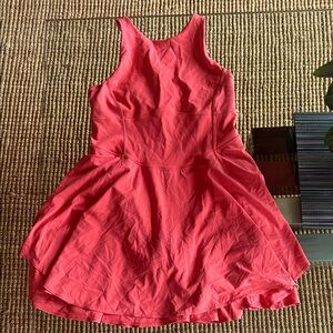 lululemon athletica Court Crush Dress w/ Built-in shorts and bra - Size 10